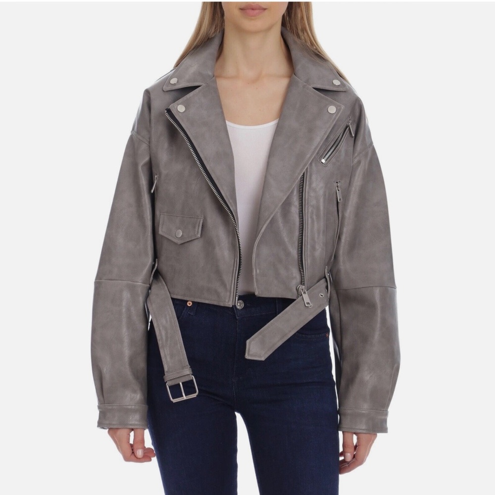 AVEC LES FILLES OVERSIZE CROP FAUX LEATHER MOTO JACKET - OYSTER - MEDIUM